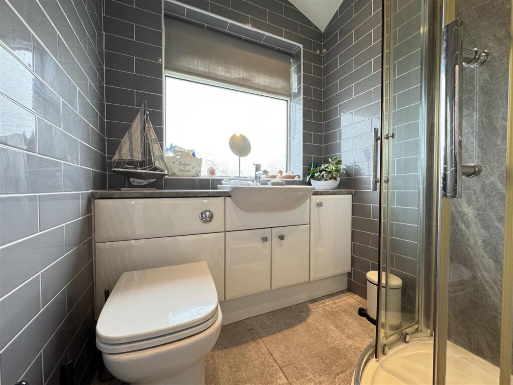 IMG_9943 (Large).JPG