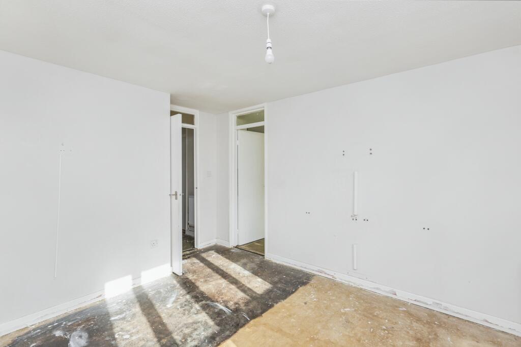 6 Browney Path, Bedford, Bedfordshire, MK41 7XH
