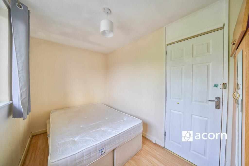 8f2a7b3a-af22-f01...