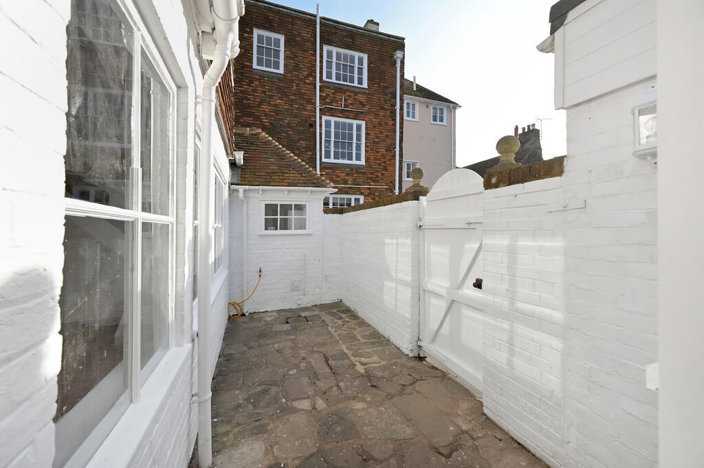 swans-house-cotta...