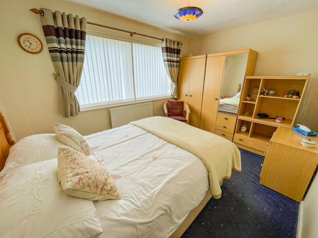 tlc_483bc2cb-ec97-42d4-813c-db7bf9c028da_2776987.j