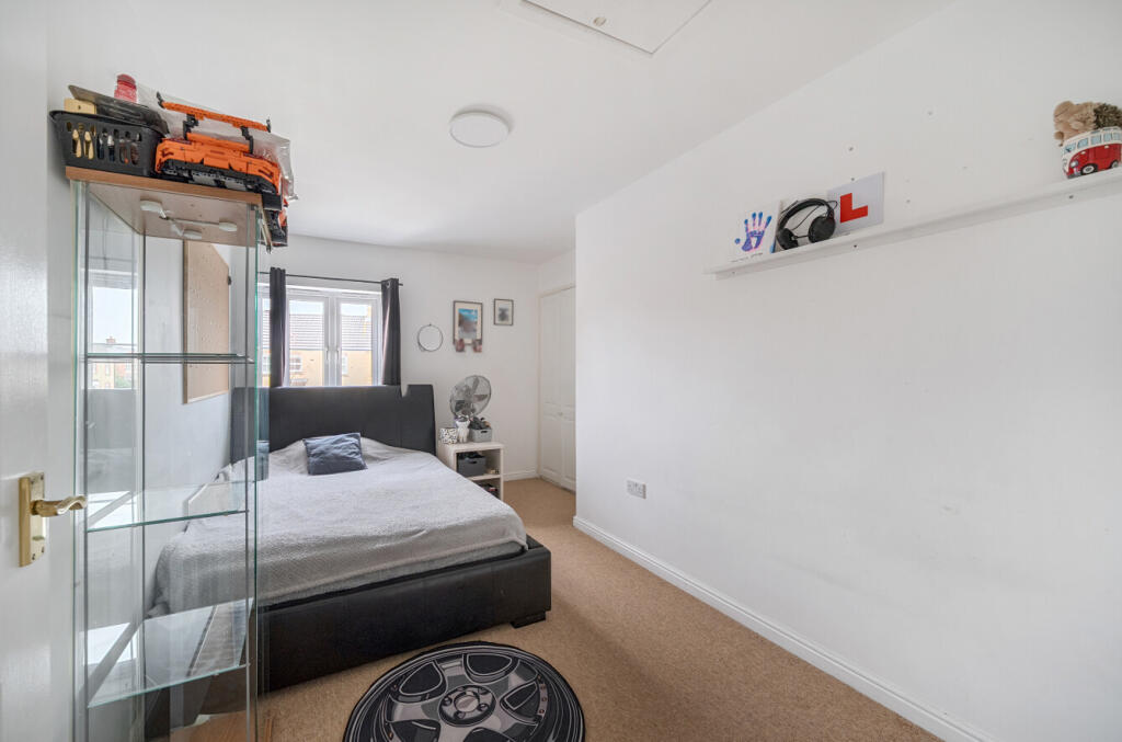 1386127-4-692d6b3...