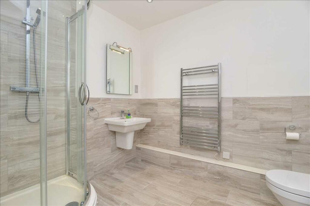 En-suite shower room