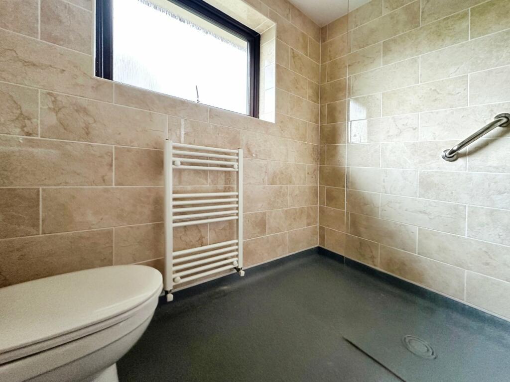 Bedroom One-Wet Room