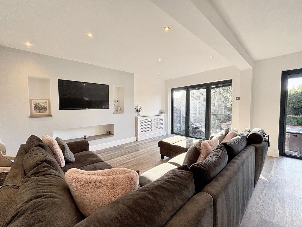 Kitchen/Diner/Family Room