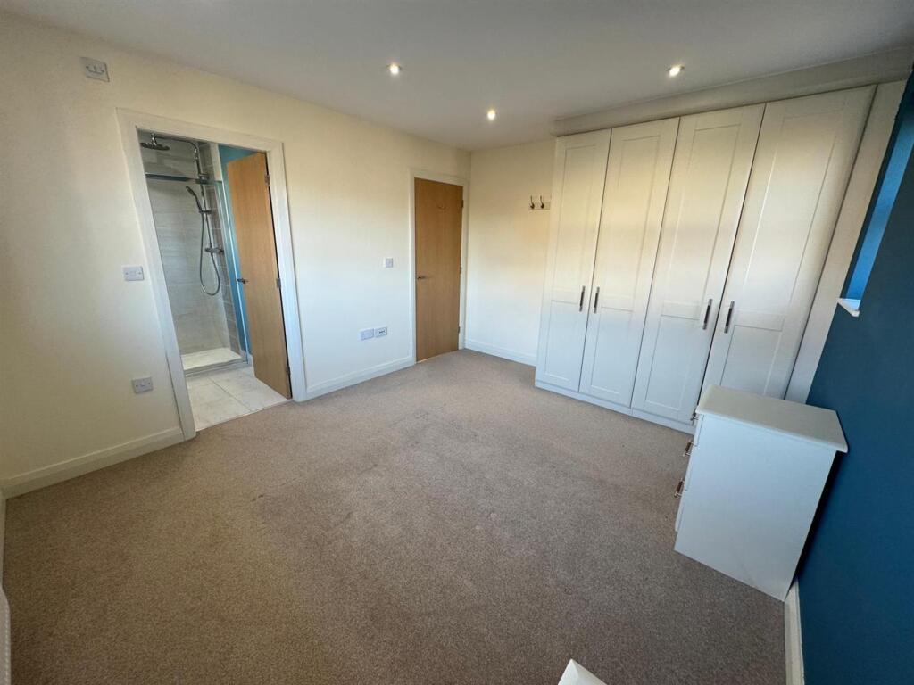 PHOTO-2025-02-12-20-01-19 (17).jpg