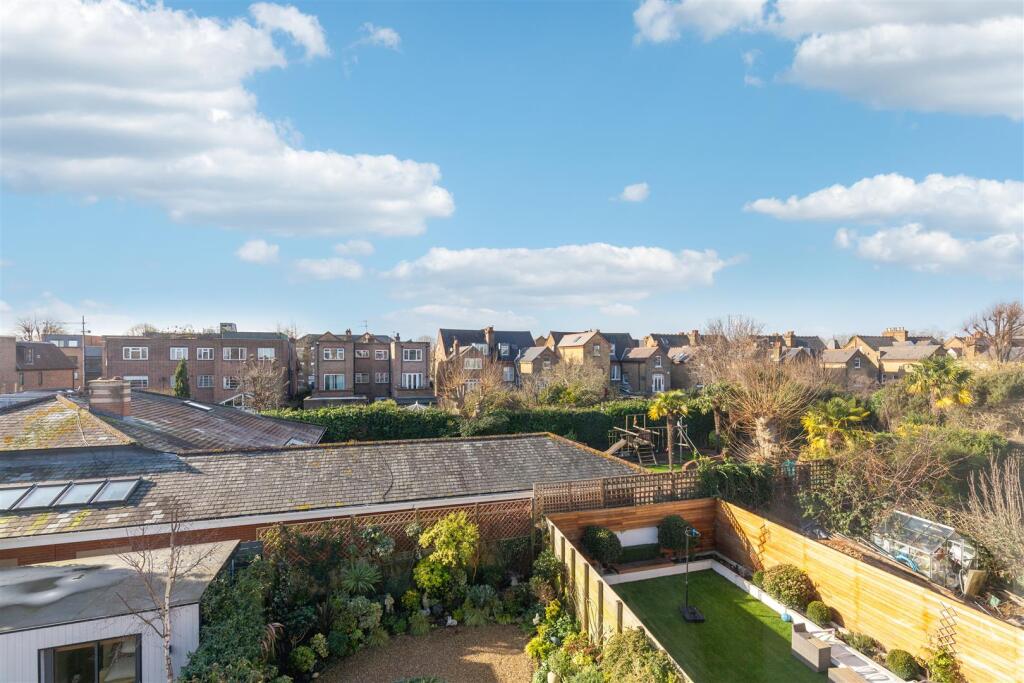 FOR SALE - Homefield Road, W4