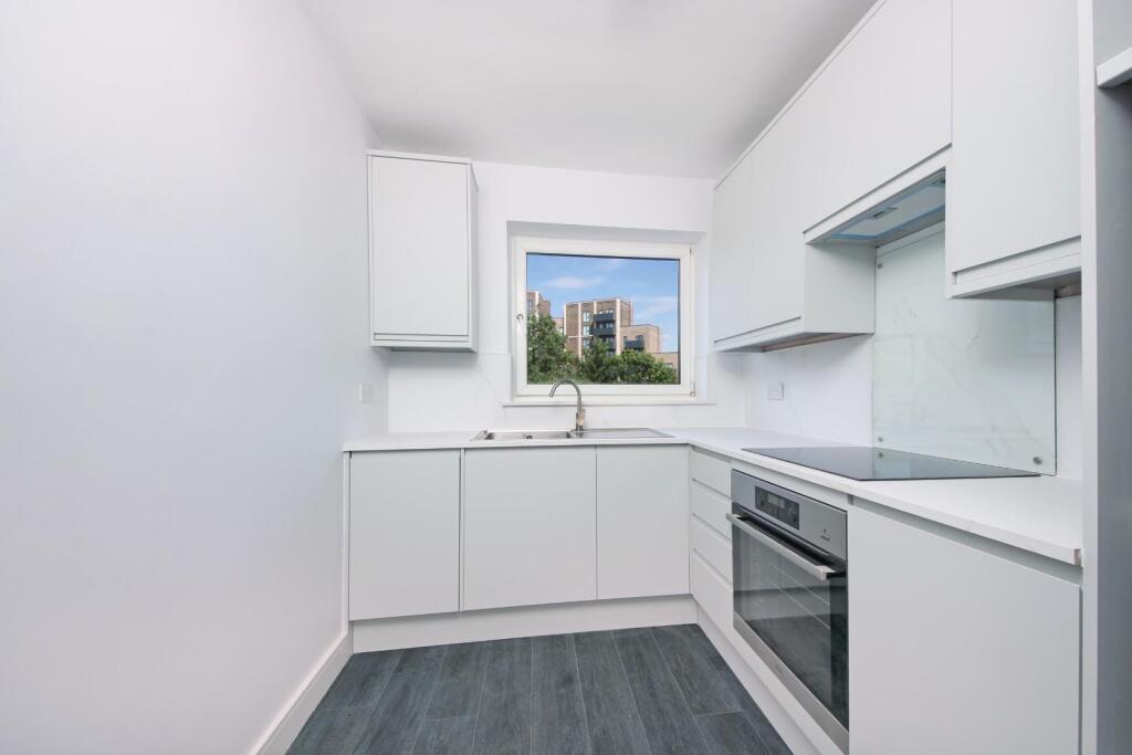 Gv- 27 Perivale Grange (13).jpg