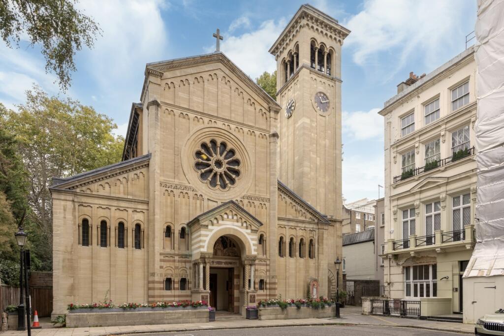 Ennismore Gardens...