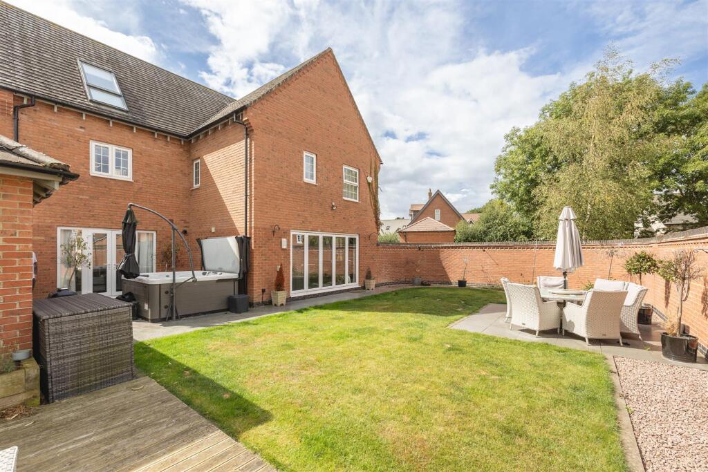 19 Frances Way, Ibstock