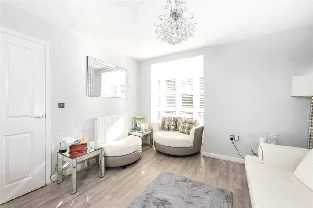 Bedroom/Sitting Room