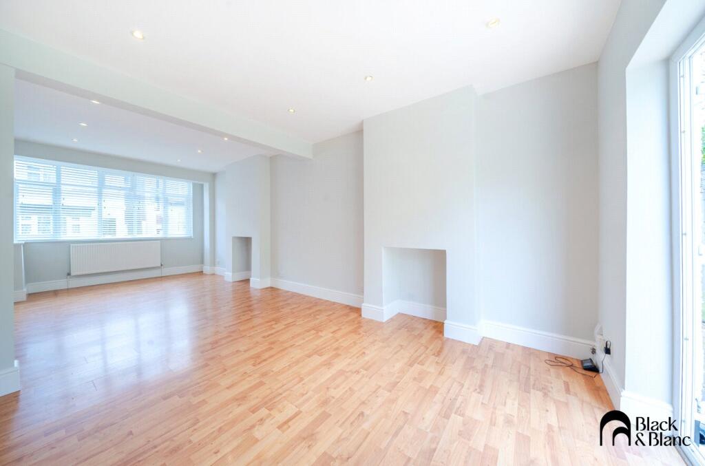 Living/ Dining Room