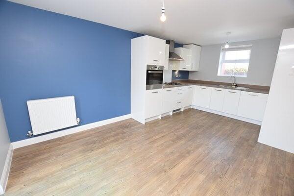 open plan kitchen/diner