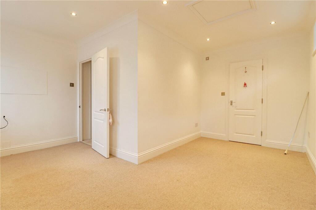 Principal Bedroom