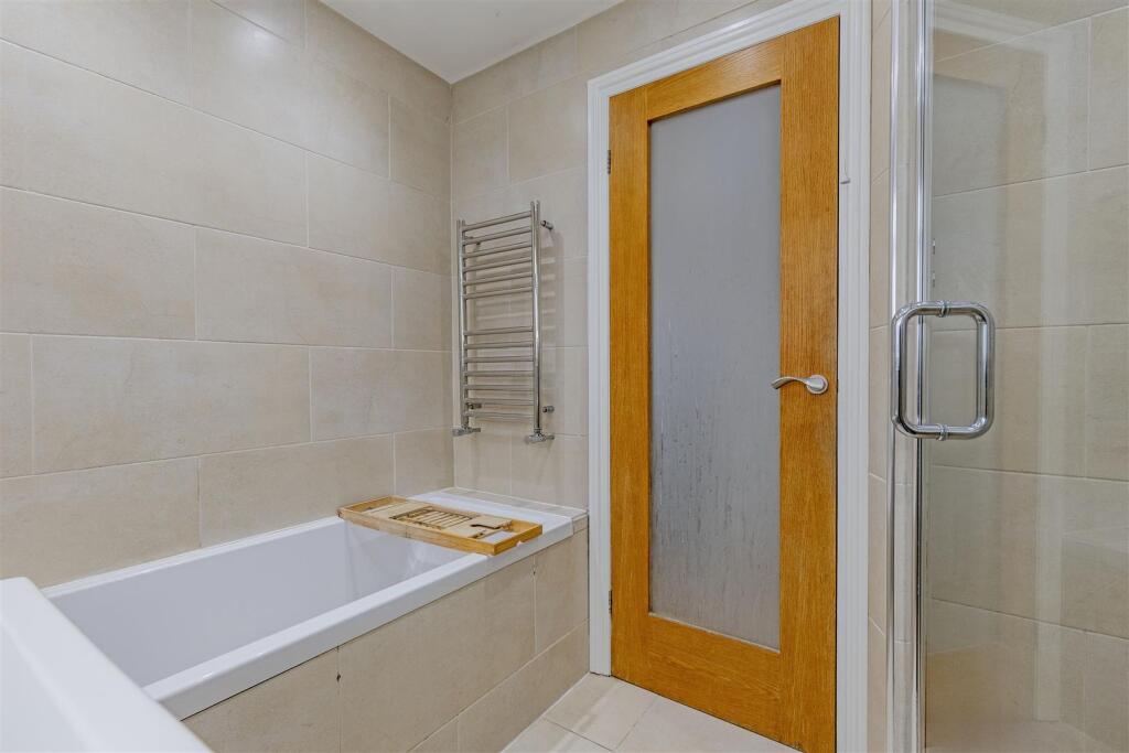 Bathroom-2.jpg