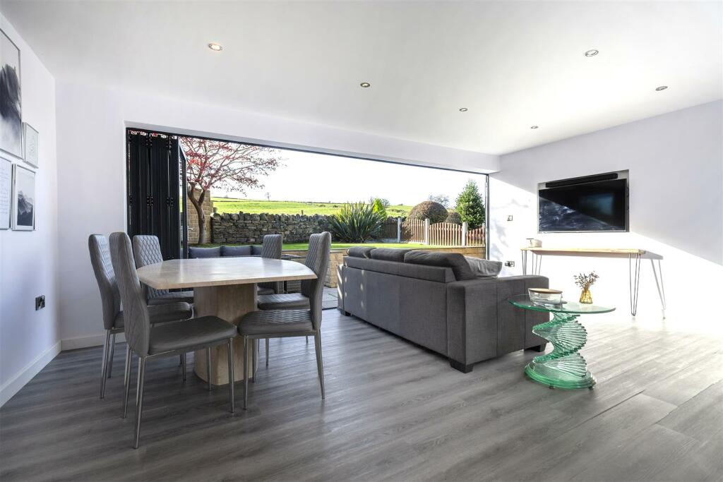 Bramleys Estate Agents - Chadwick Hall Gardens - M