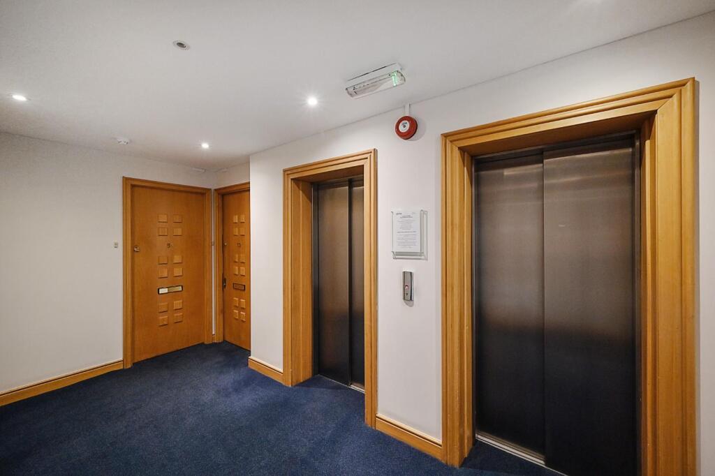 King-Henrys-Reach-Common-Parts (2).JPG