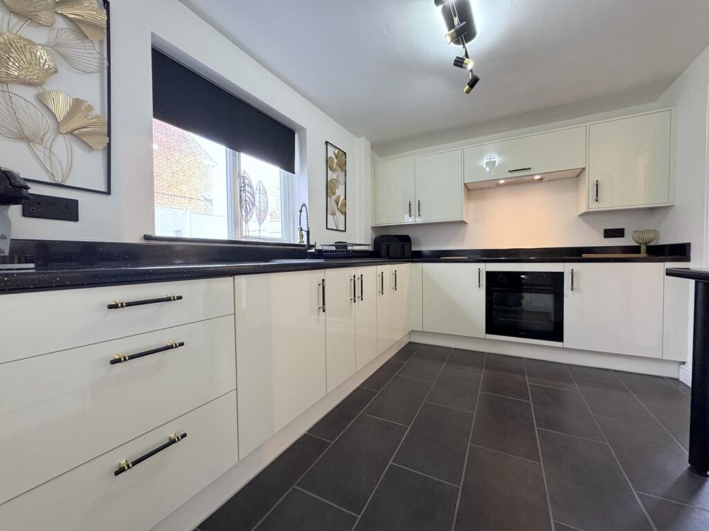 Fitted Kitchen