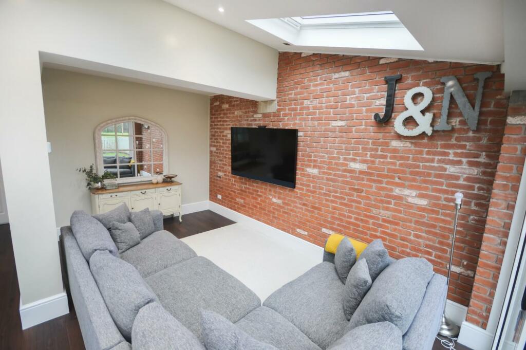 Open Plan Lounge/Kitchen/Diner