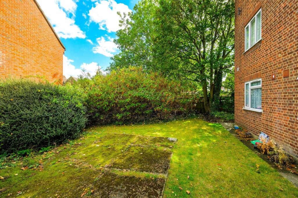 2 Nightingale court-29_web.jpg