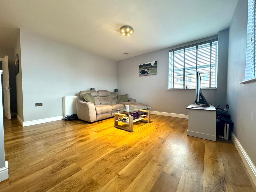 Kitchen / Living Room 1