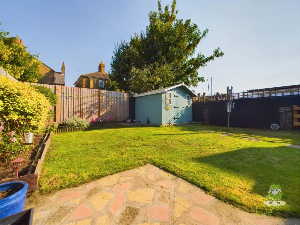 CAM01543G0-PR0097-STILL022