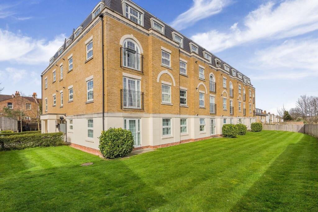 HWHM_Flat 32 Angel Court_CR0 6AW_015.jpg