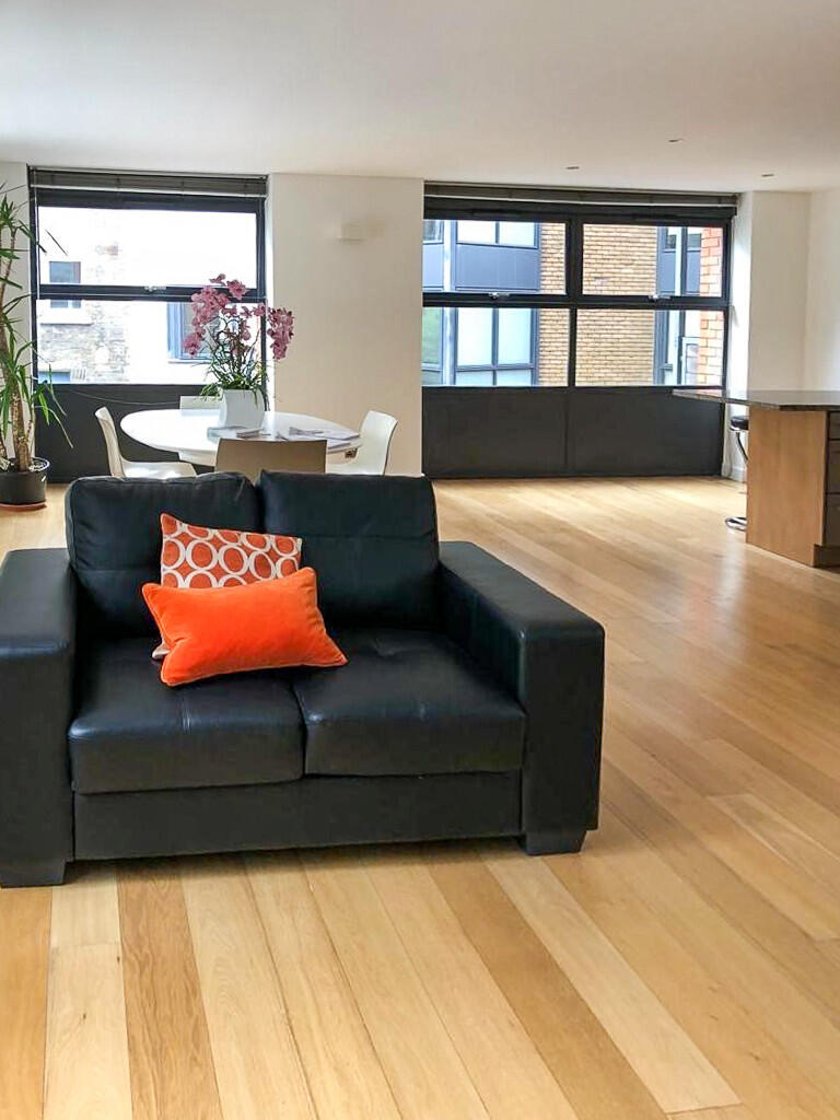 Lounge 2 new