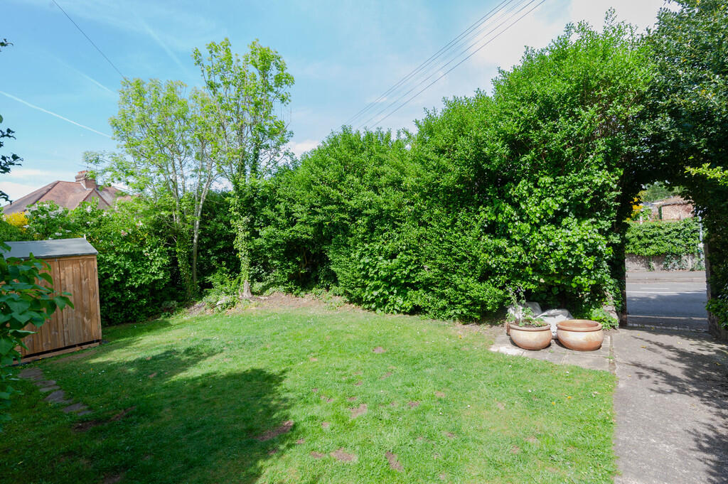 80c Harefiled roa...