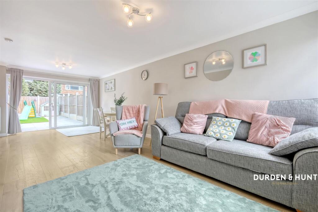 Duxford Close