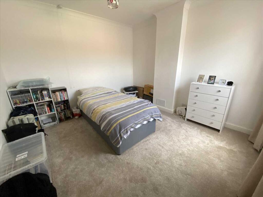 Bedroom 1: