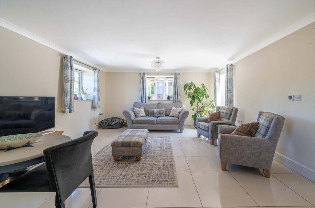 1295103-19-682721...