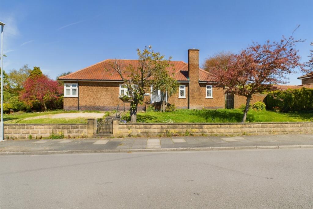 CAM01934G0-PR0217-STILL001