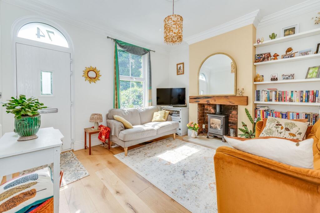 EXTENDED KITCHEN, DINER AND LIVING ROOM