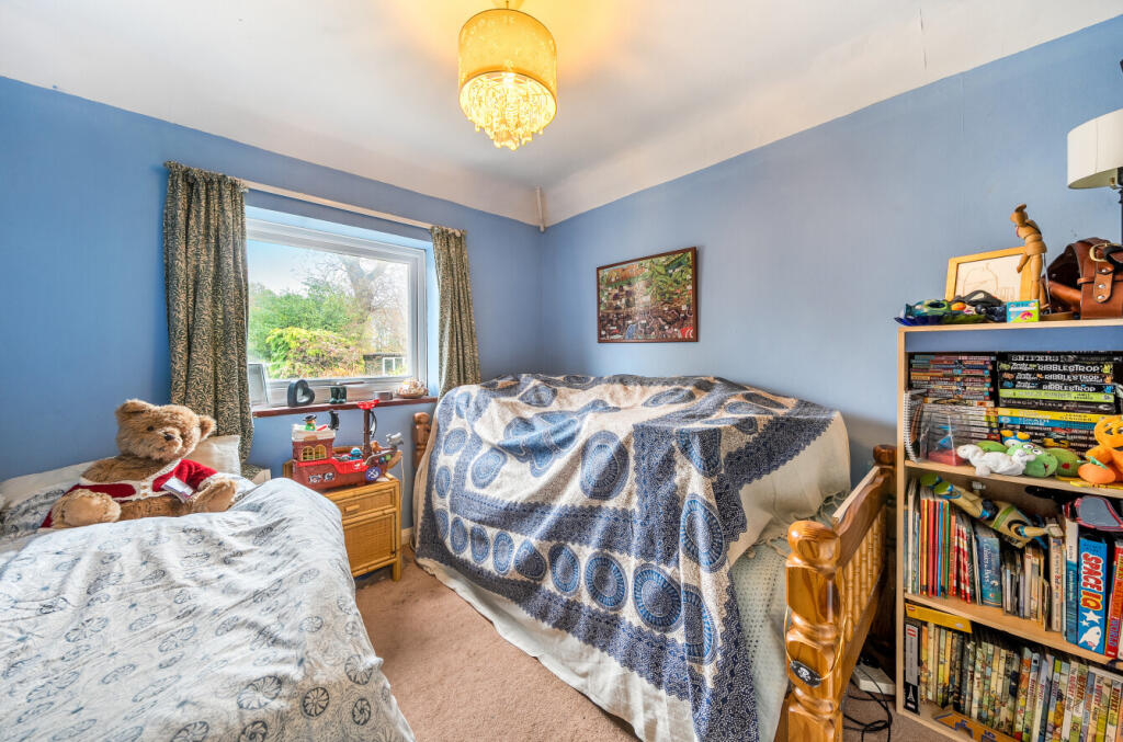 1381114-5-691d9b7...