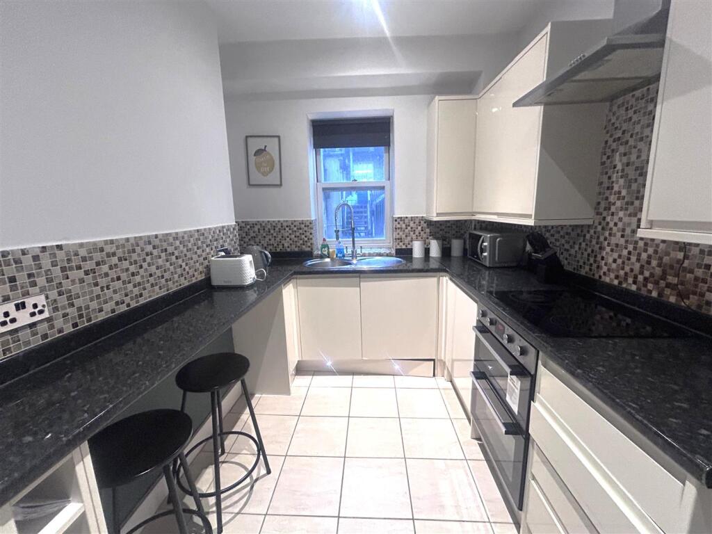 kitchen.jpeg