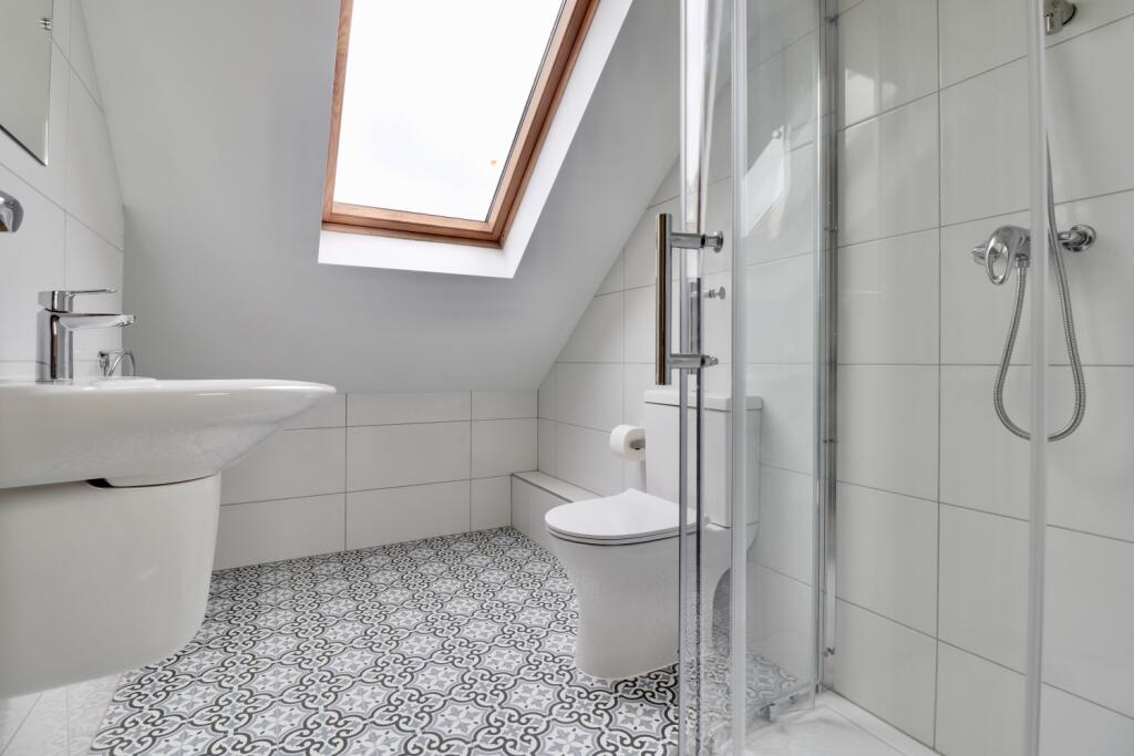 2nd floor shower room