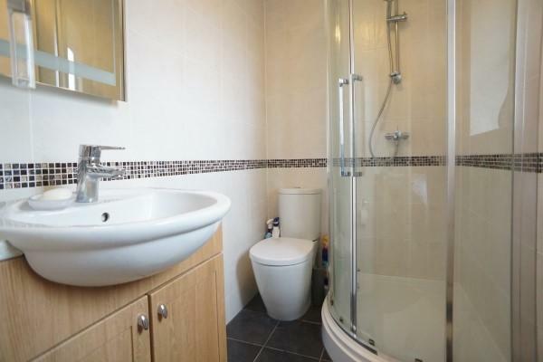 En-Suite To Bed 1