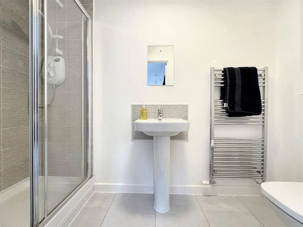 En-suite to Bedroom One