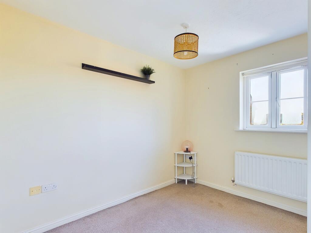 CAM01338G0-PR0075-STILL005