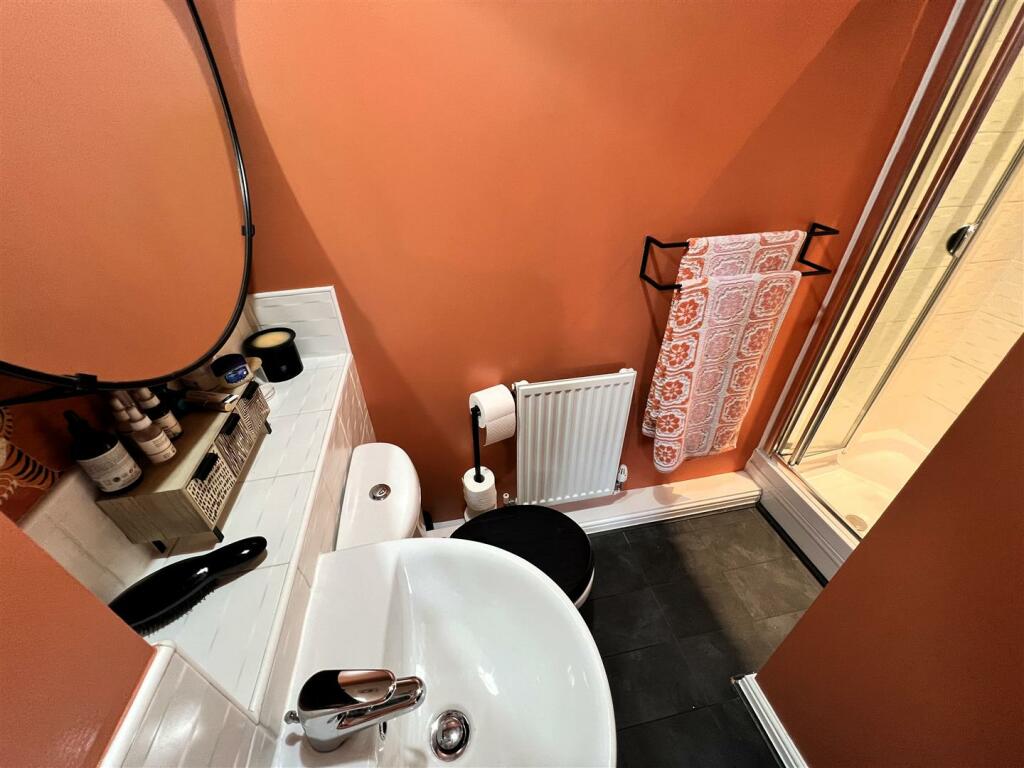 En-Suite shower room