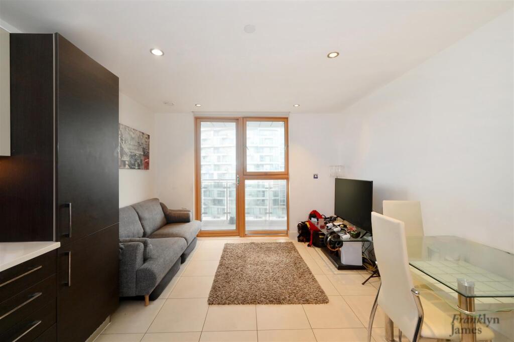 Streamlight-Tower (9).JPG