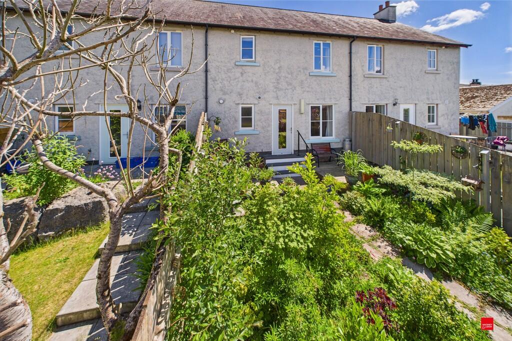 CAM02642G0-PR0102...