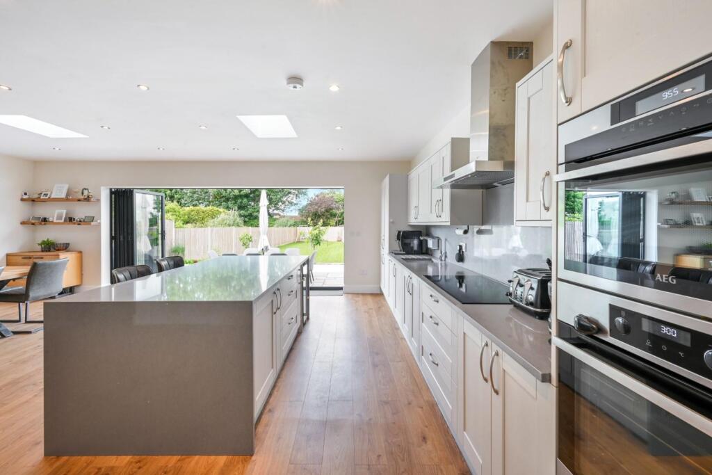 TATTENHAM GROVE (16).jpg