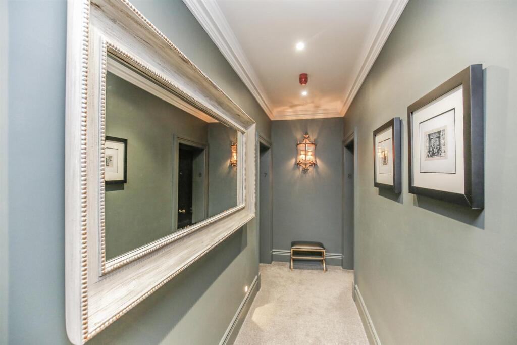 BM00374-S-IMG_1177_5 Byzantine copy.jpg