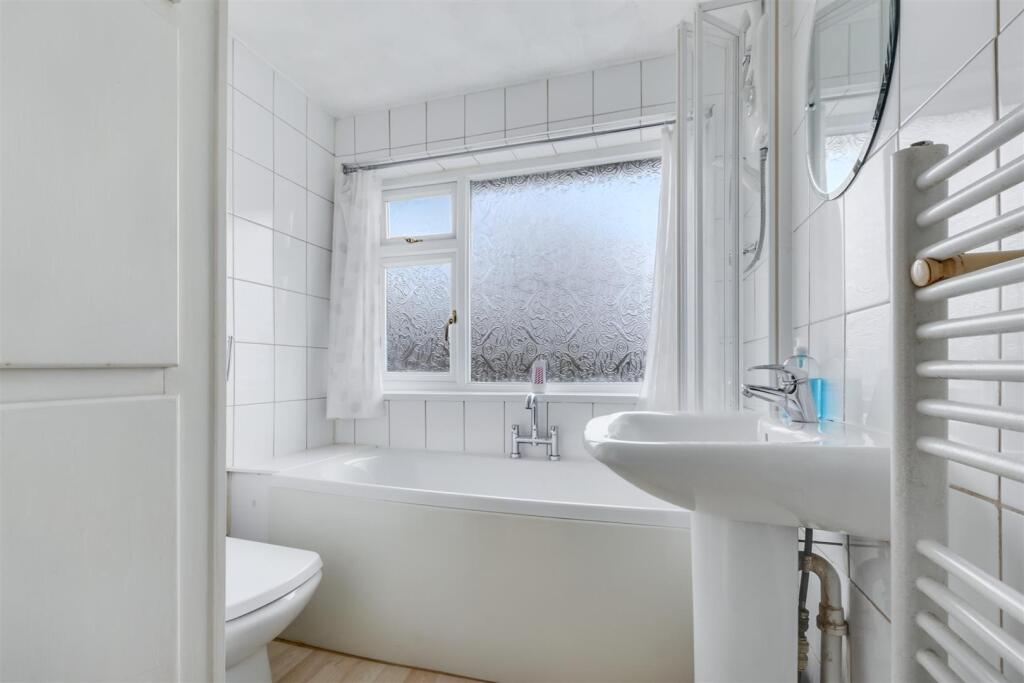 Bathroom.jpeg