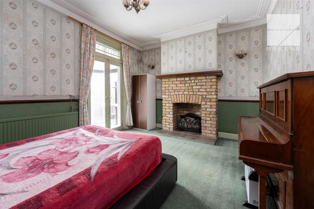 97 Hall Lane_0008.jpg