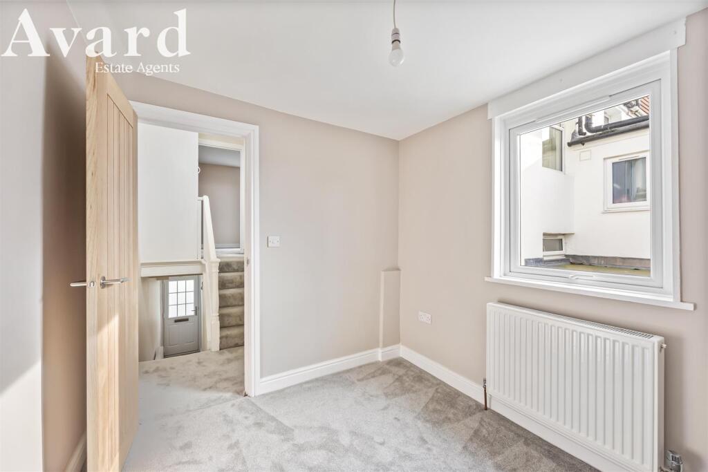 Arnold Street, 72-008.jpg