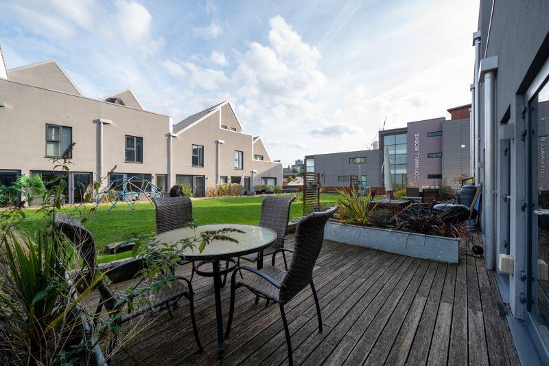 Patio &amp; Communal Gardens 