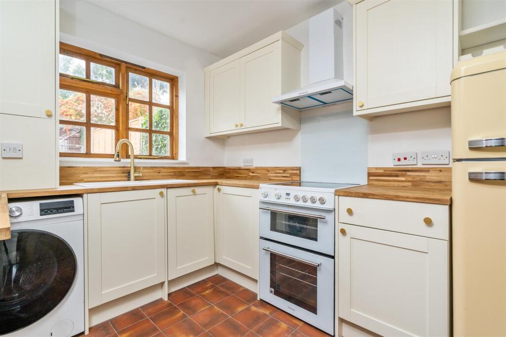166 High Street_5.jpg